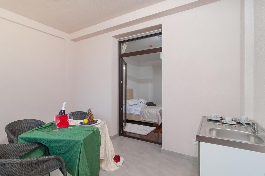 Luxury Rooms Near The Beach1 Split Dış mekan fotoğraf